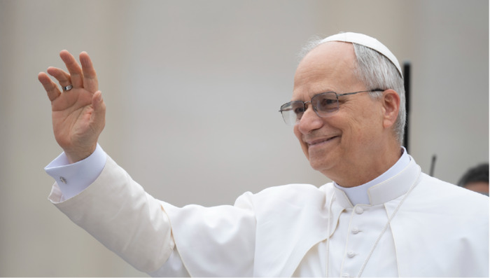 LEE SOBRE EL PAPA LEÓN